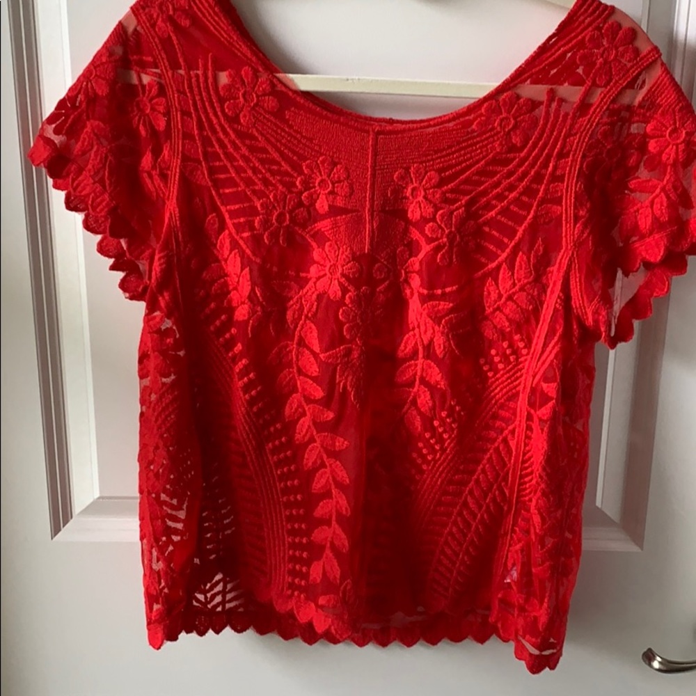 Express M Red Lace Short Sleeve Top